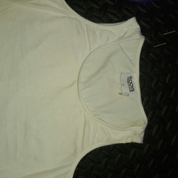 A white crop top from Koovs. - Picture 3 of 4